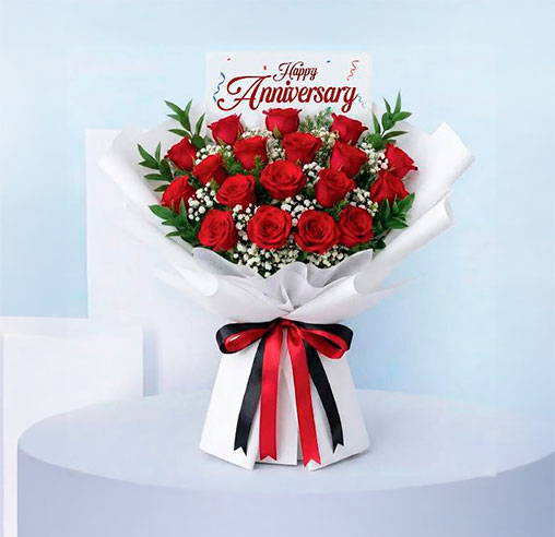 Bouquet of 50 pink and white roses